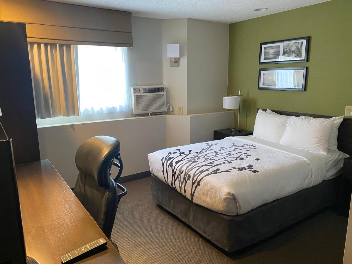 Sleep Inn & Suites Niantic Room photo